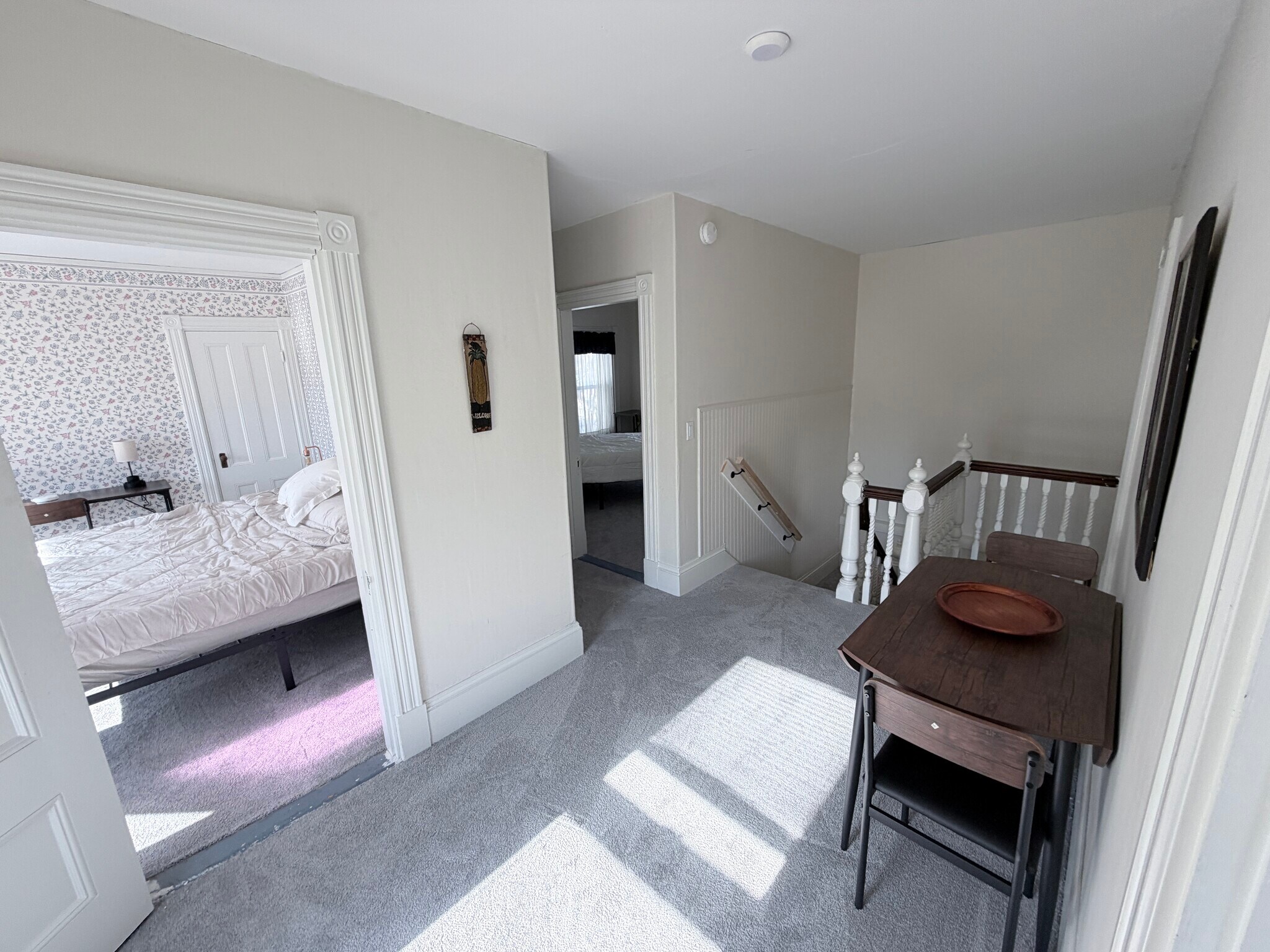 Building Photo - 16 Parkview Ave