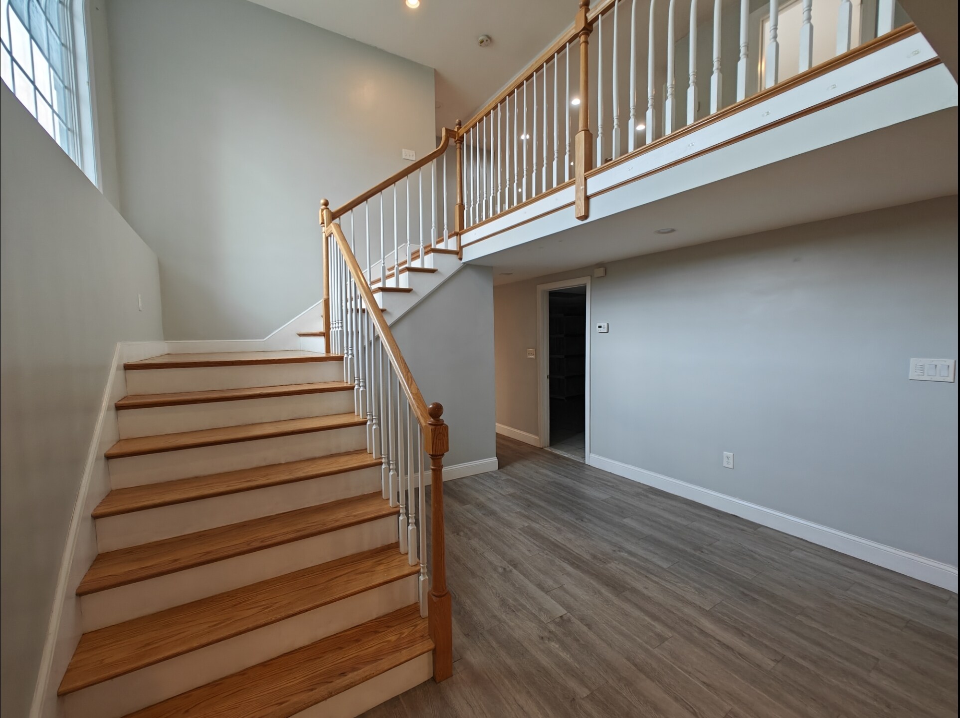 Building Photo - 548 Worcester St