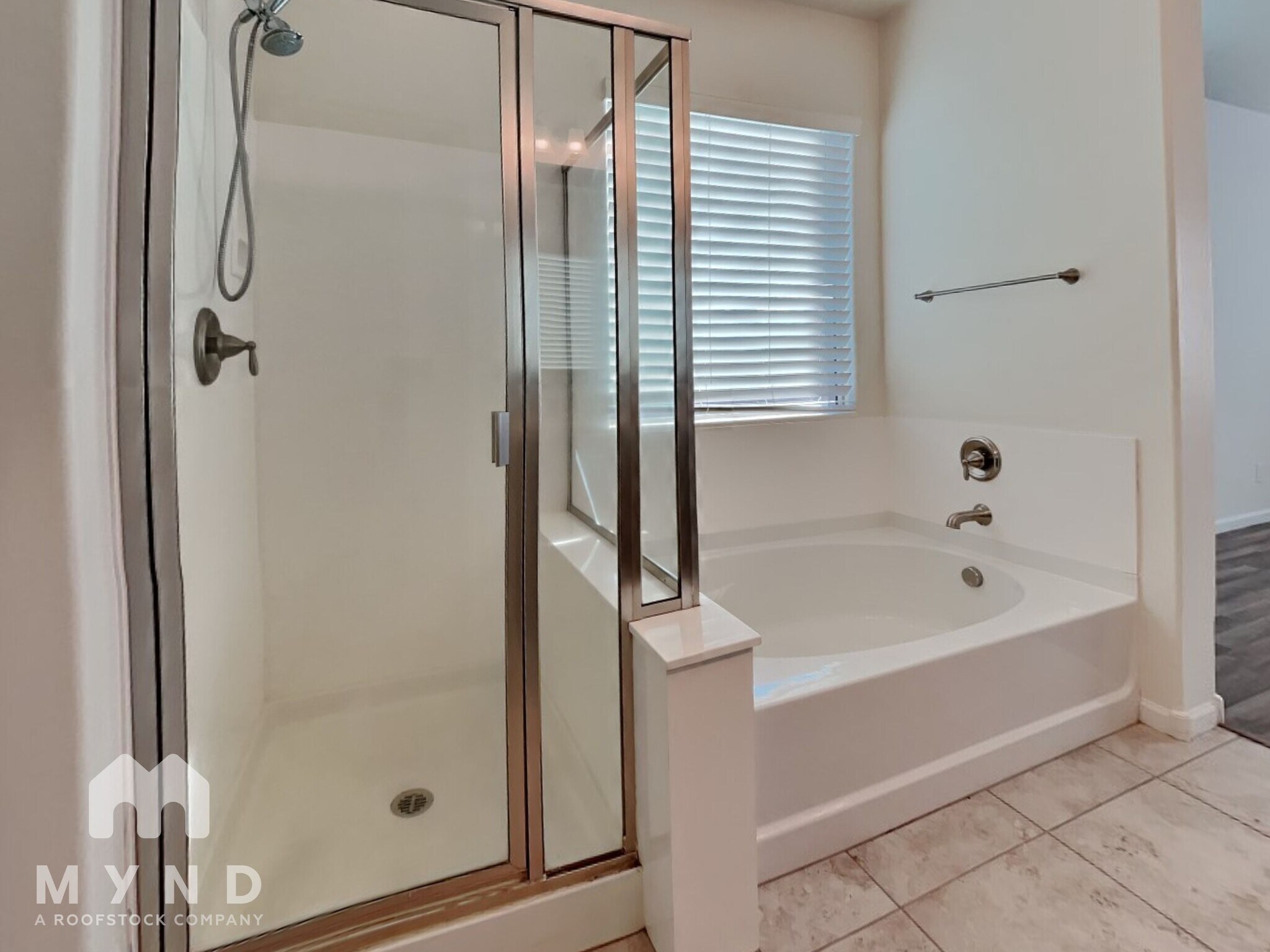 Building Photo - 19913 W Lincoln St