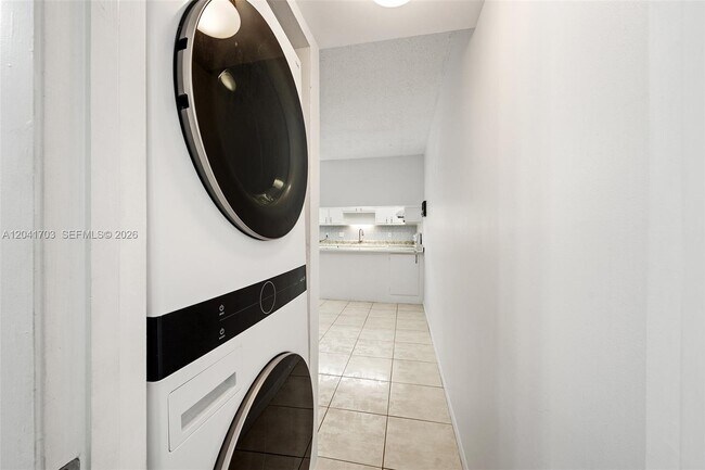Building Photo - 3118 Spanish Wells Dr