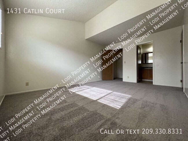 Building Photo - 1431 Catlin Ct