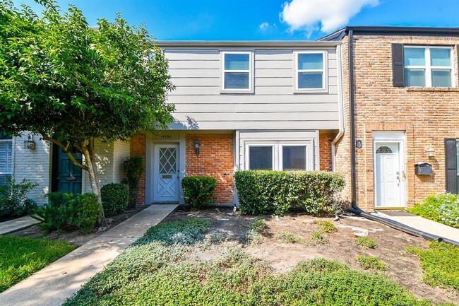 Building Photo - 14535 Still Meadow Dr