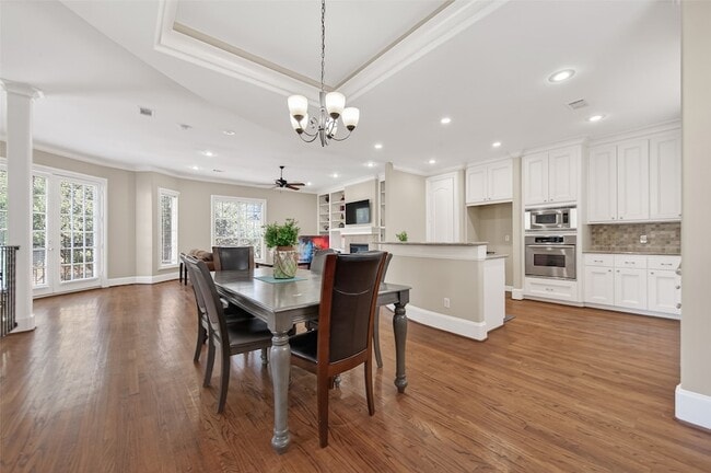 Building Photo - 105 Detering St