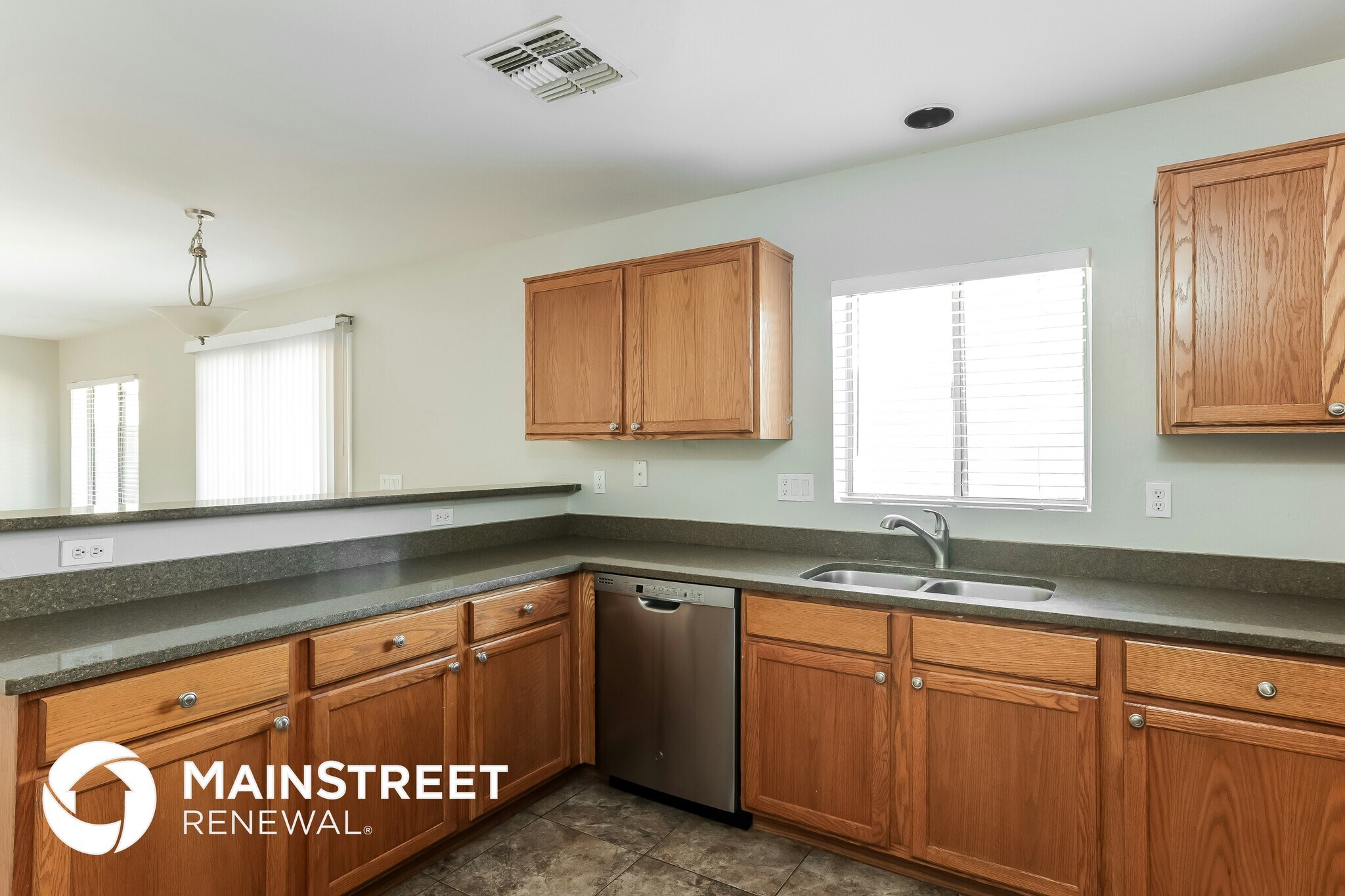 Building Photo - 12330 W Valentine Ave