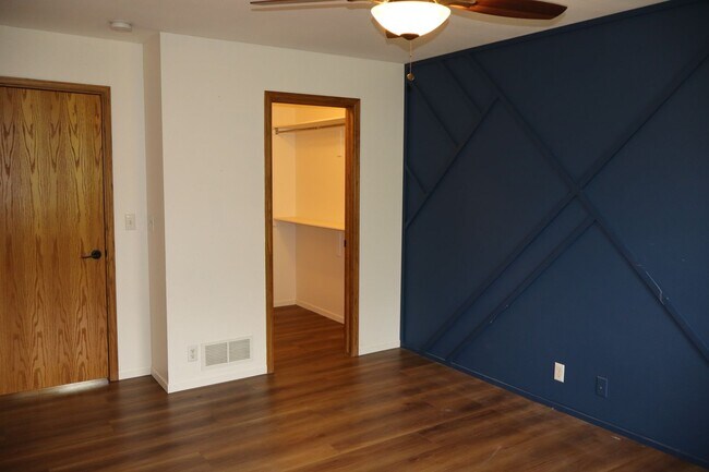 Building Photo - Beautiful 4 Bedroom Fort Collins Home