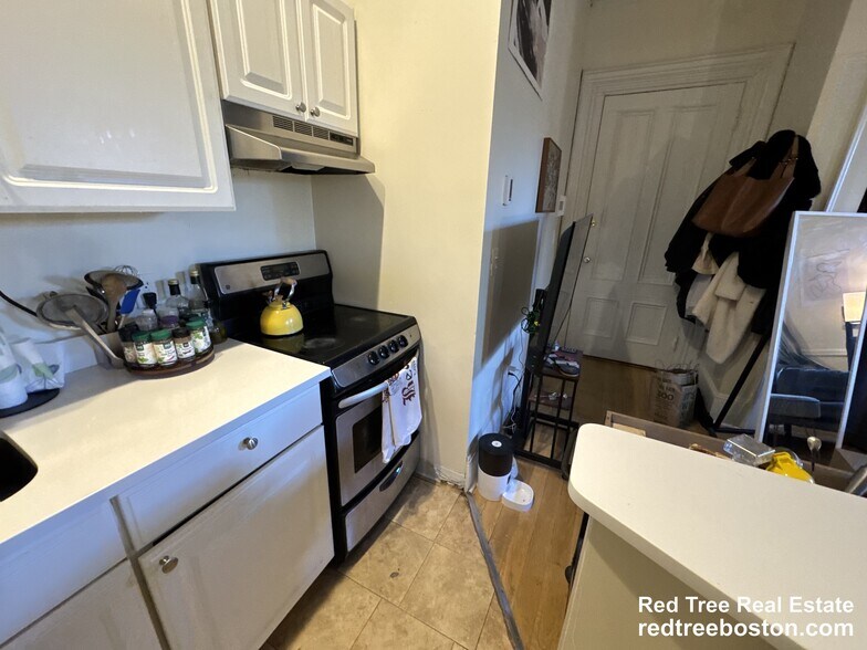 Building Photo - 554 Massachusetts Ave