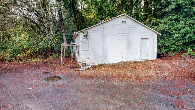 Building Photo - 3221 Acreage Ln