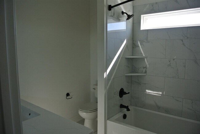 Building Photo - 388 Olympia Ct