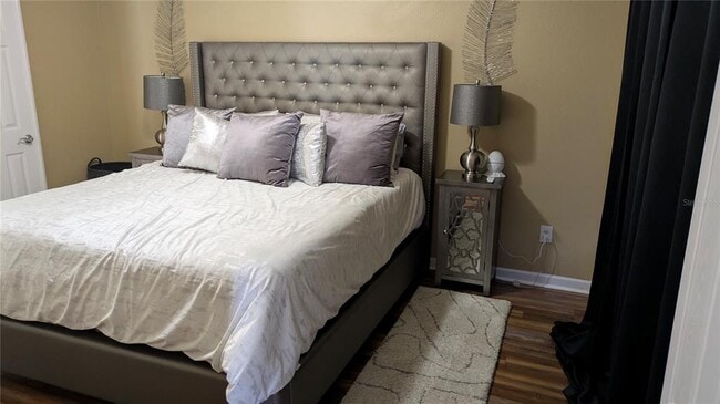 Building Photo - 581 Painted Leaf Dr