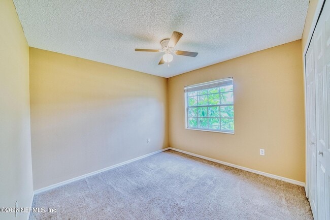 Building Photo - 5628 Loma Vista Dr W