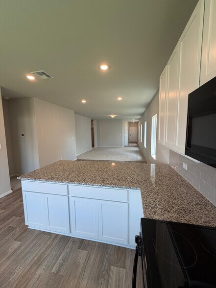Building Photo - 2612 Towy Rd