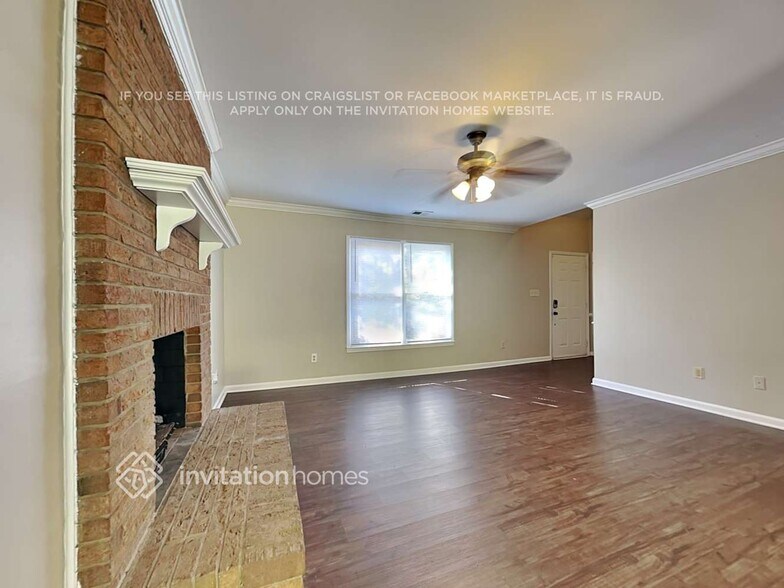 Building Photo - 2124 Colony Hill Dr