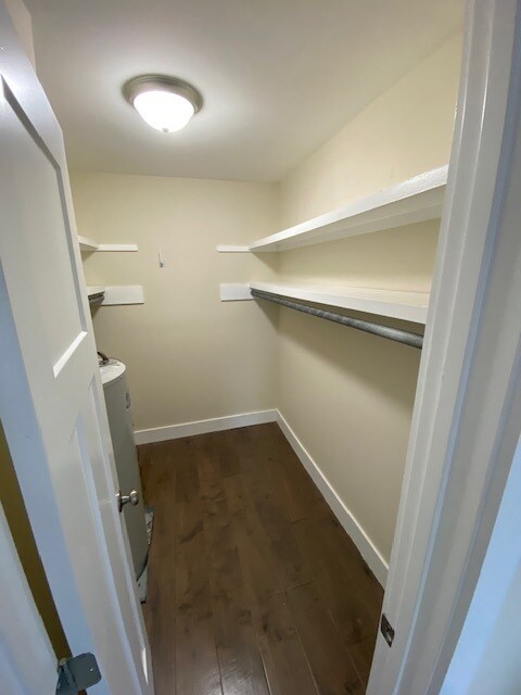 Building Photo - 2601 Hillsboro Pike