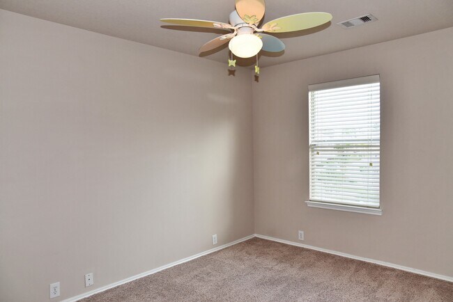 Building Photo - 13600 Breton Ridge St