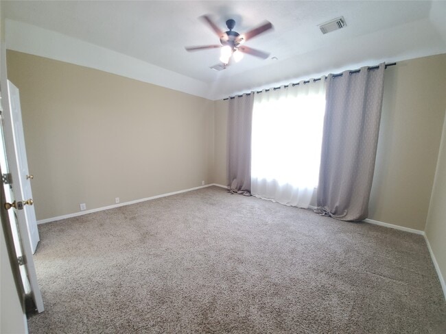 Building Photo - 7610 Broken Oak Ln