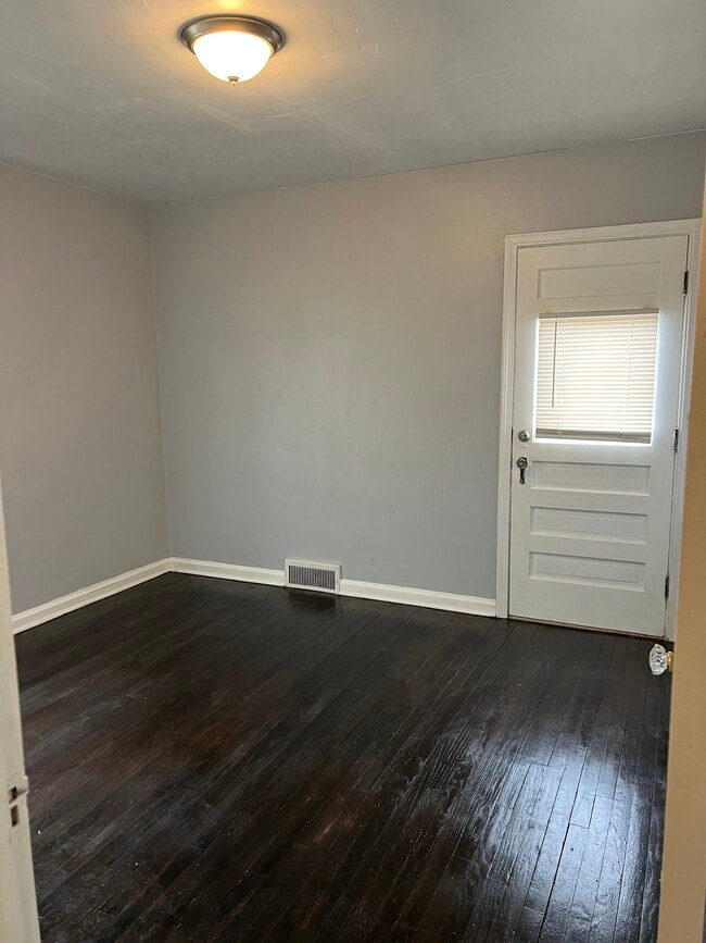 Building Photo - 1646 21st St