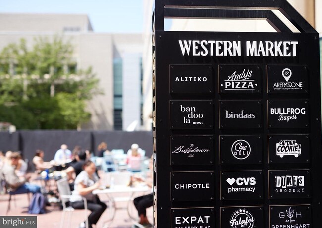 Building Photo - 1124 25th St NW