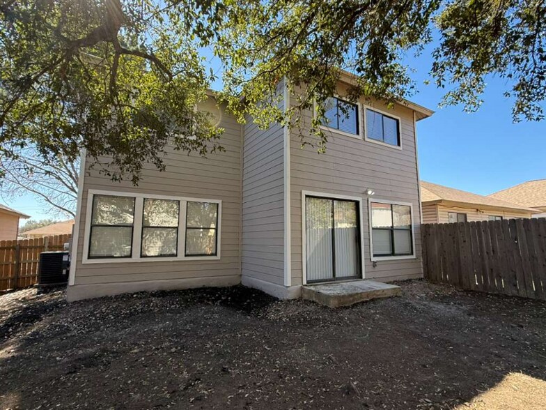 Building Photo - 6627 Diamond Pass