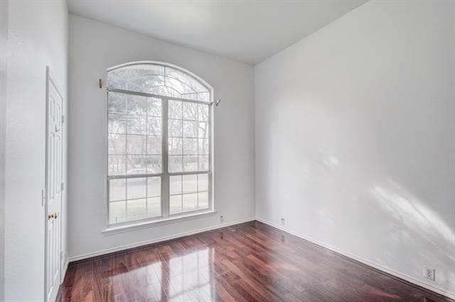 Building Photo - 7220 Cloverleaf Dr