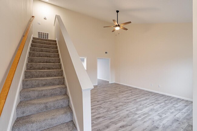 Building Photo - 128 Alumni Dr