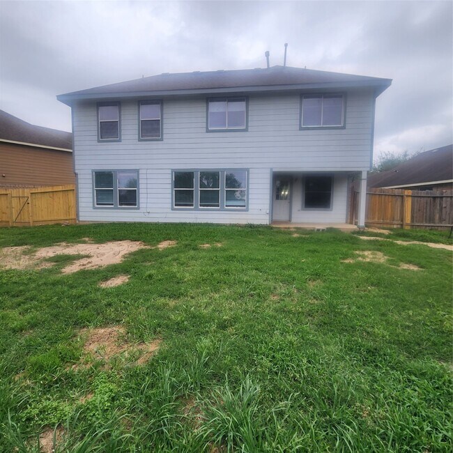Building Photo - 21755 Debray Dr
