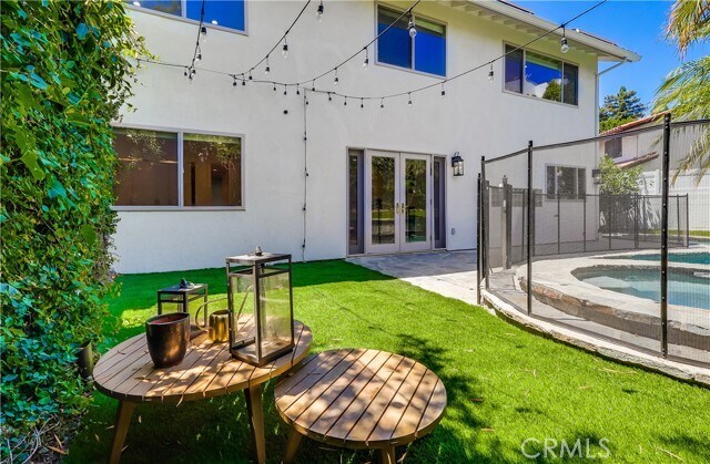 Building Photo - 5528 Voletta Pl