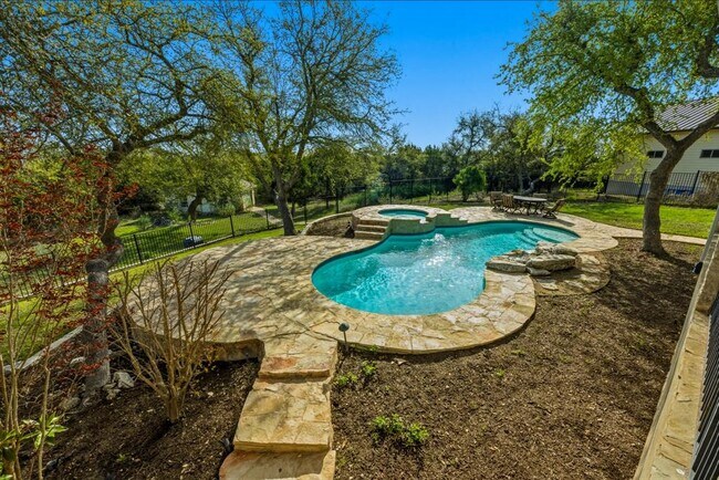 Building Photo - 13725 Madrone Mountain Way