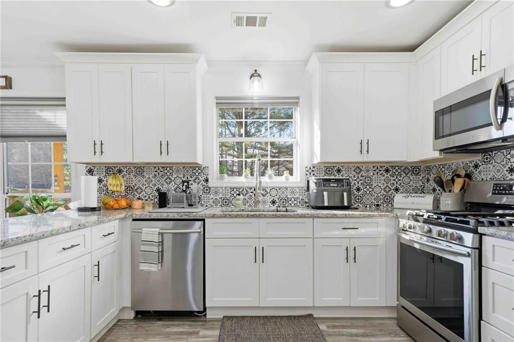 Building Photo - 442 Highpoint Crossing