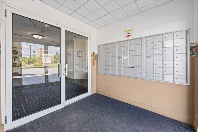 Building Photo - 345 Spencerport Rd
