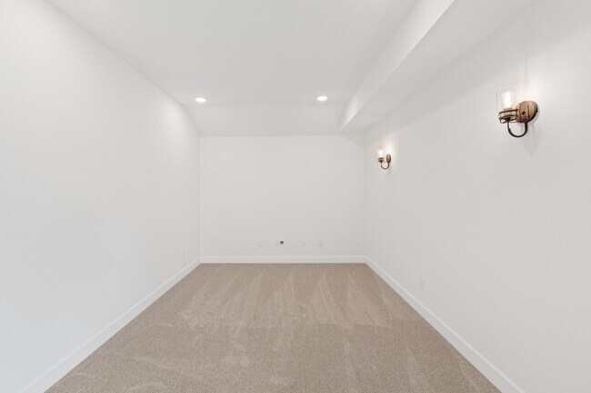 Building Photo - 21127 Coral View Dr