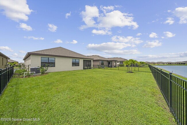 Building Photo - 1893 Capital Dr SE