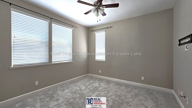 Building Photo - 1479 Leonard Ct