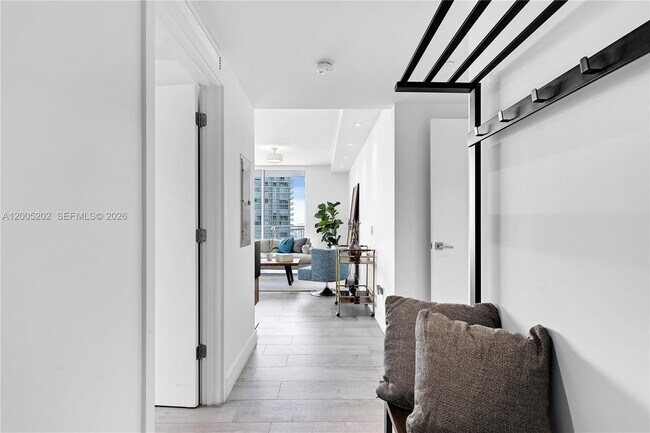 Building Photo - 1080 Brickell Ave