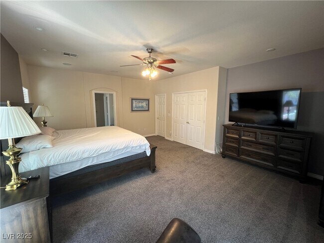 Building Photo - 2419 Inspired Ct