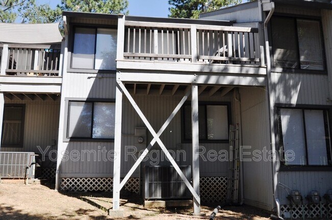 Building Photo - 12691 Junipero Serra Way