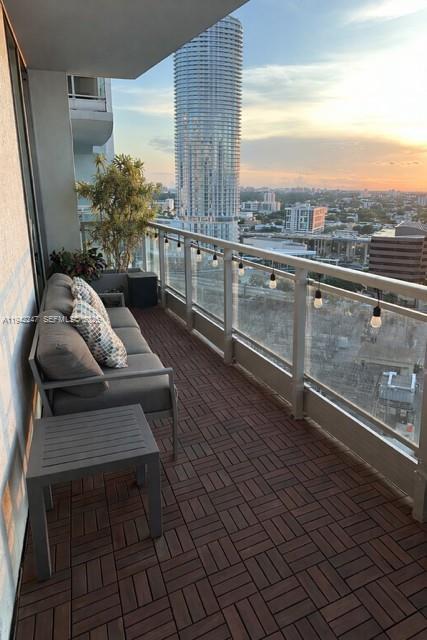 Building Photo - 90 SW 3rd St