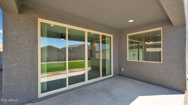 Building Photo - 13407 W Rowel Rd