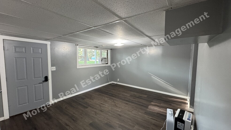 Building Photo - 511 N Platte Ave