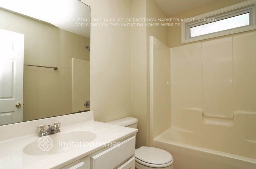 Building Photo - 7299 Madison Cir