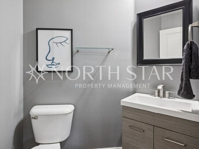 Building Photo - Tuscan Hills Traditional in Happy Valley