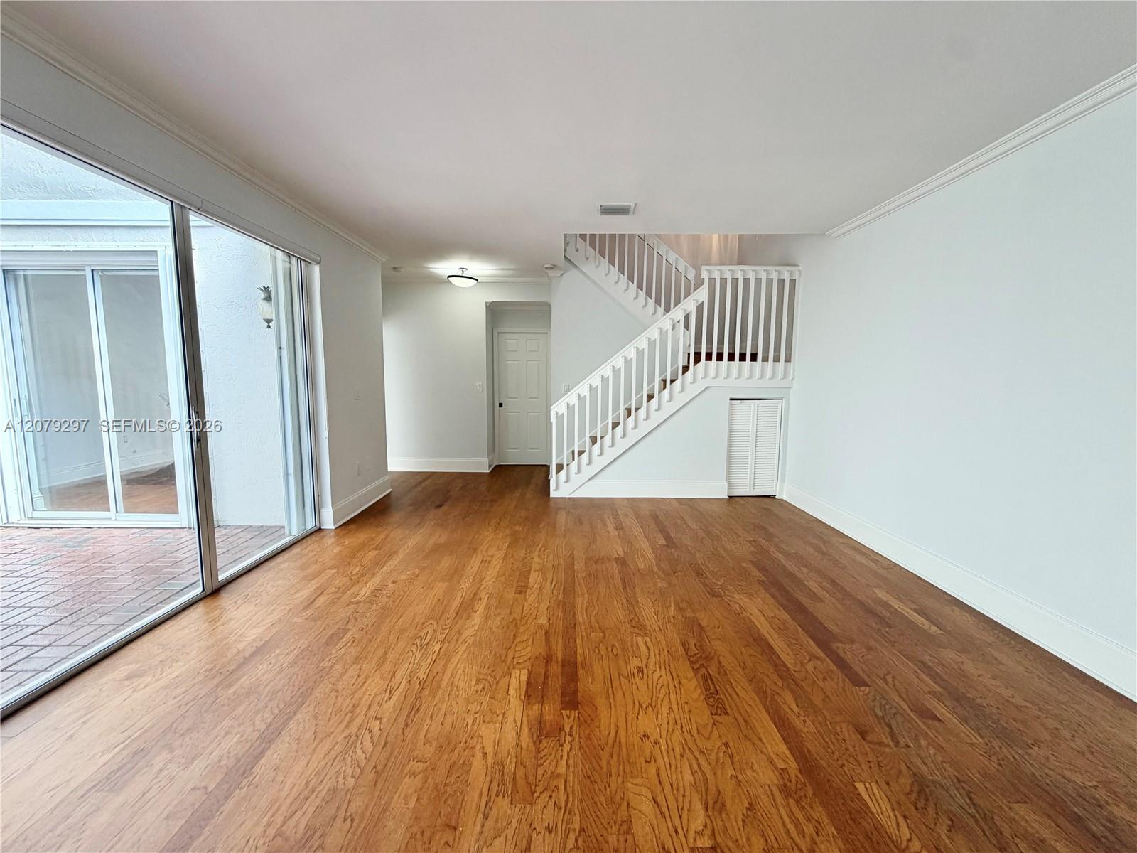 Building Photo - 1135 Cliffrose St