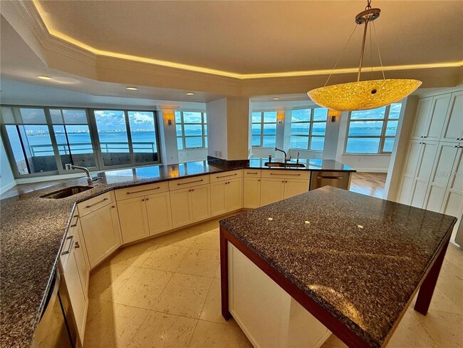 Building Photo - 988 Blvd of the Arts