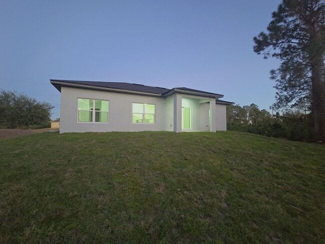 Building Photo - BRAND NEW 4/2/2-SOUTH LEHIGH ACRES