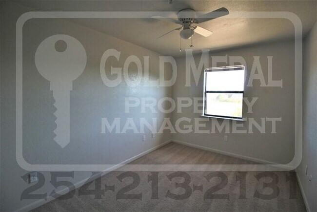 Building Photo - 1103 Lansberry Ct