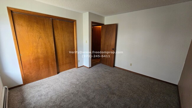 Building Photo - Redlands 2 Bedroom 2 Bath Condo With Commu...