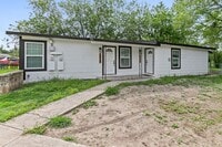Building Photo - 3038 Weir Ave
