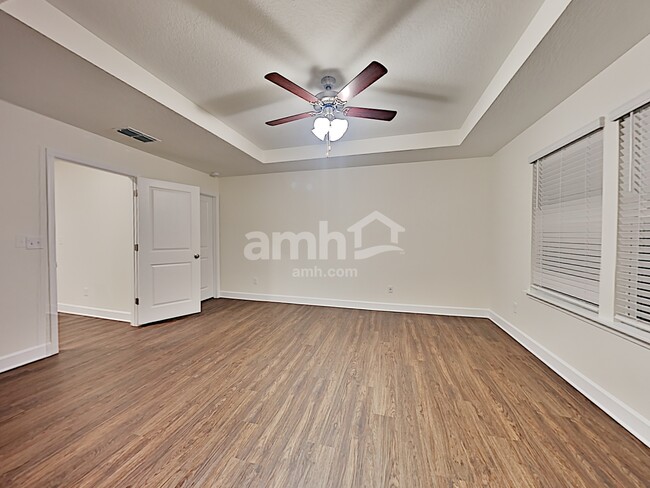 Building Photo - 2867 Calebs Cove Way