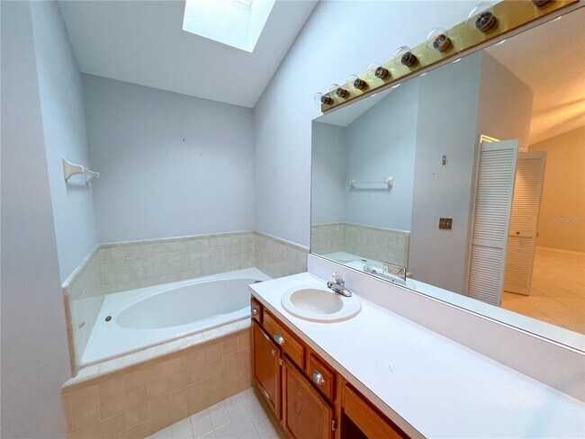 Building Photo - 12320 NW 10th Pl