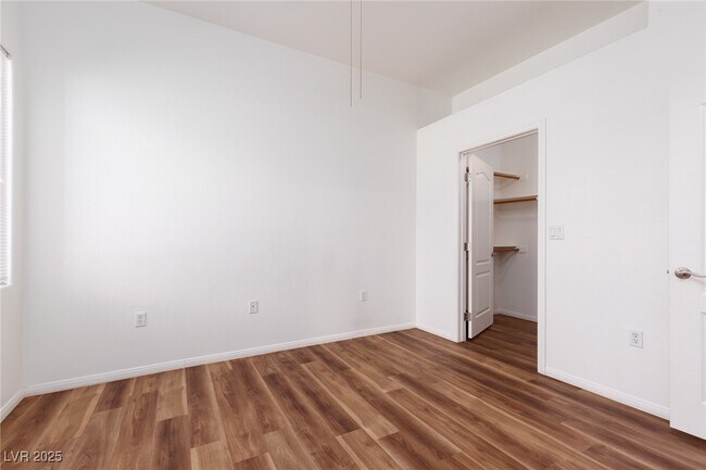 Building Photo - 3545 Cactus Shadow St