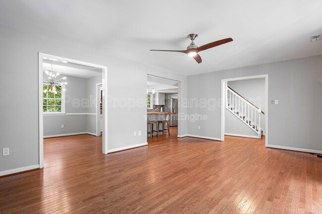 Building Photo - 2353 Shoreham Dr